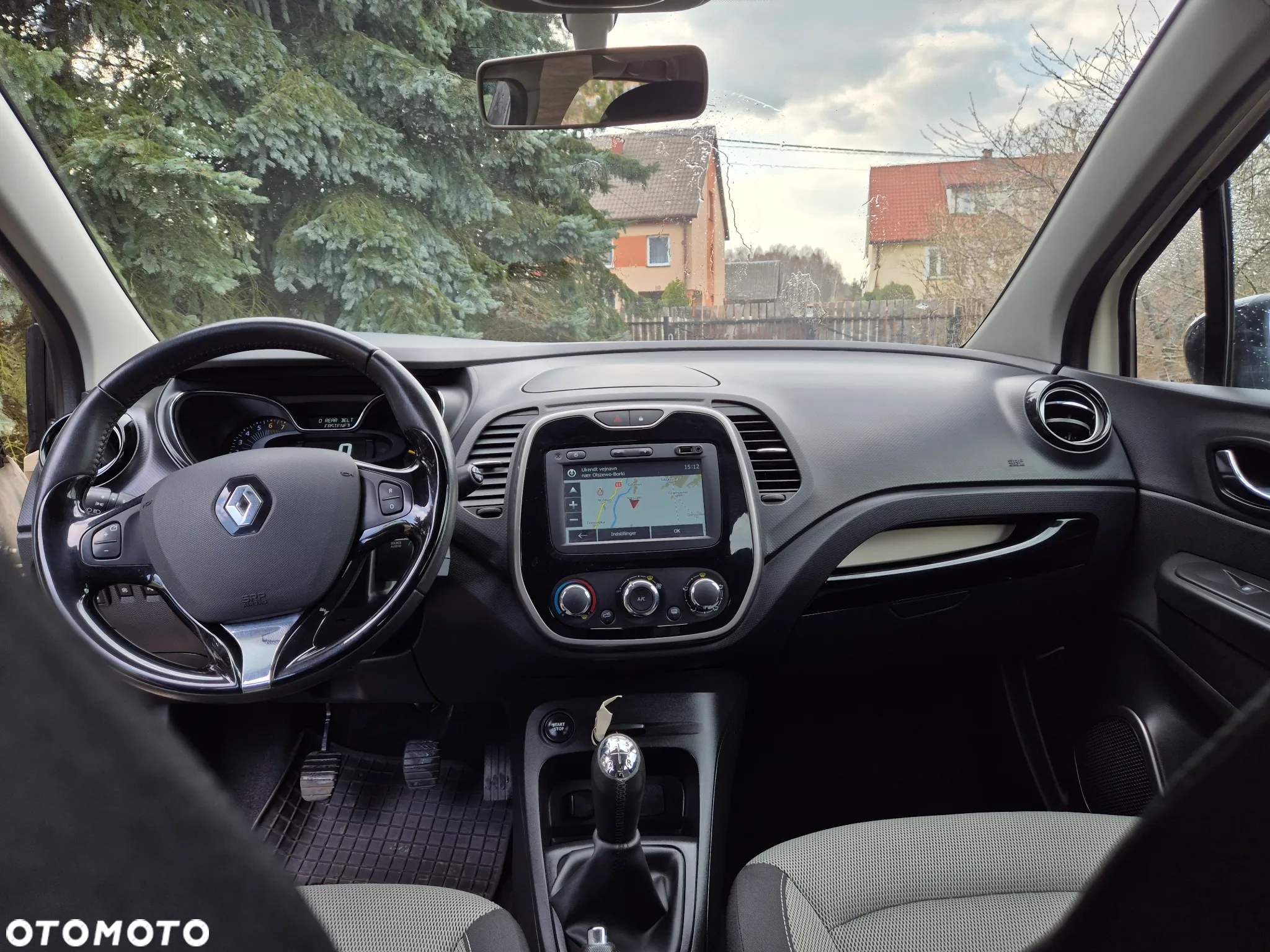 Renault Captur - 14