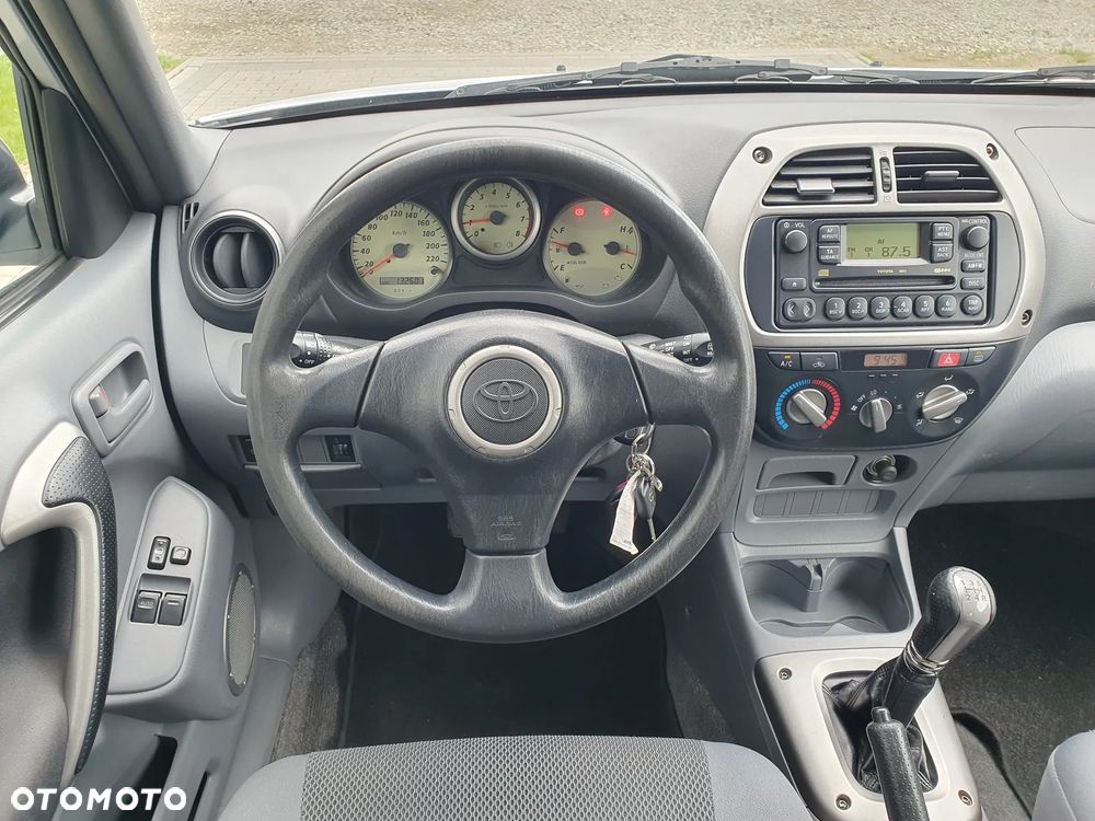 Toyota RAV4 4x4 - 24