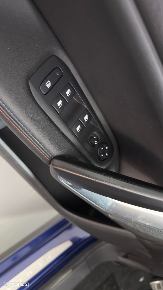 Peugeot 308 1.2 PureTech Allure Full LED - 18