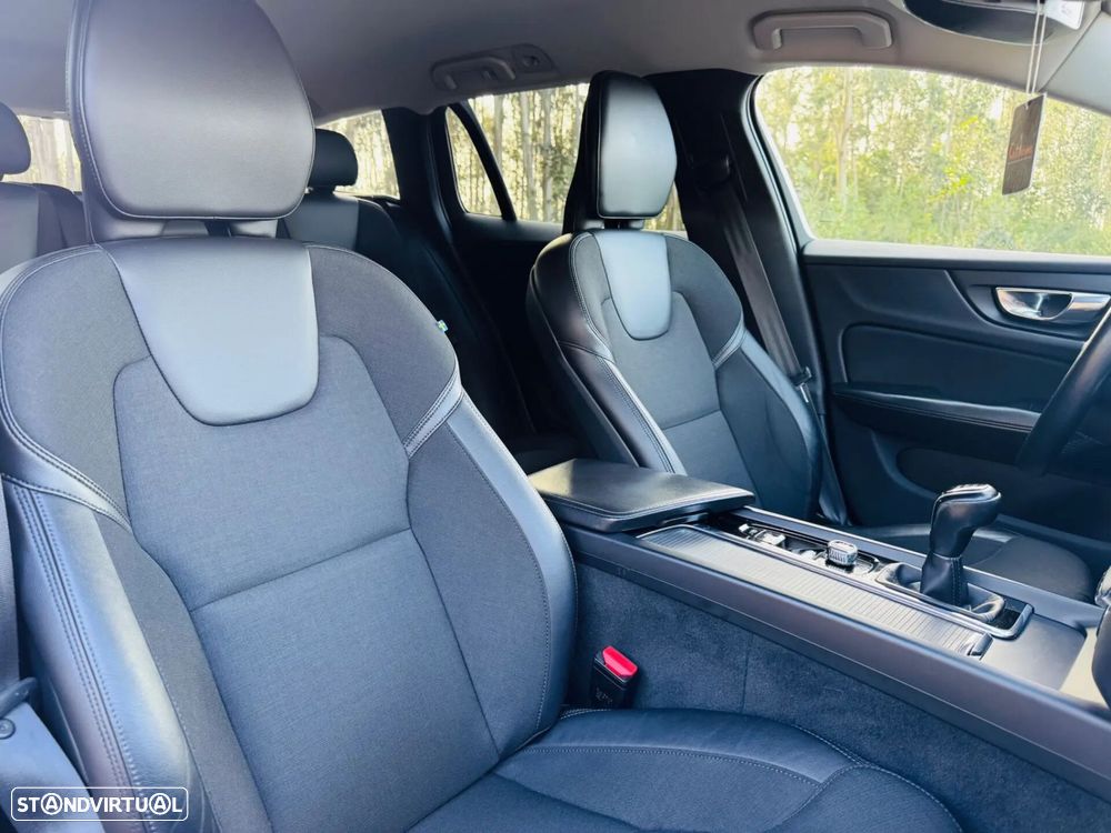 Volvo V60 2.0 D3 Inscription - 43