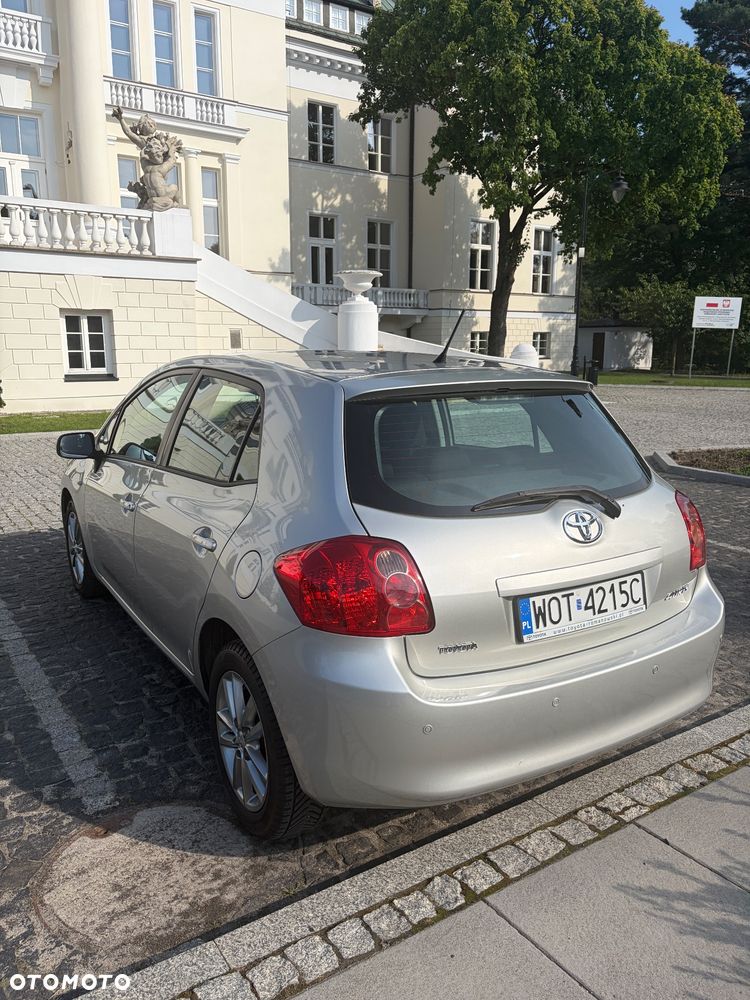 Toyota Auris 1.6 Luna - 6