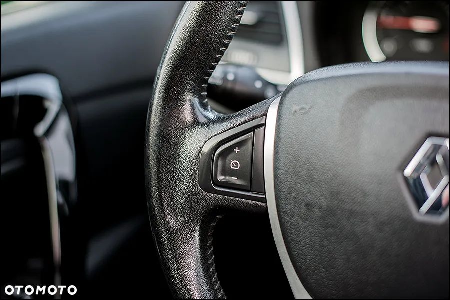 Renault Laguna dCi 175 FAP Initiale - 18