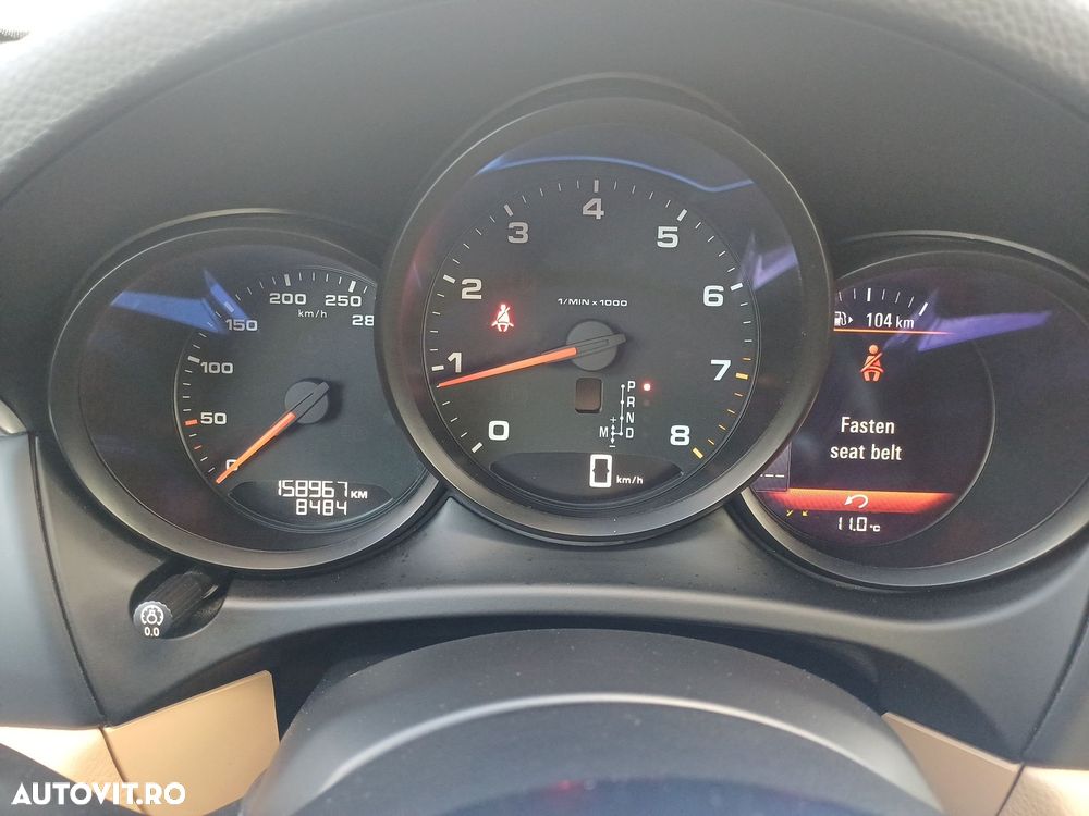 Porsche Macan - 15