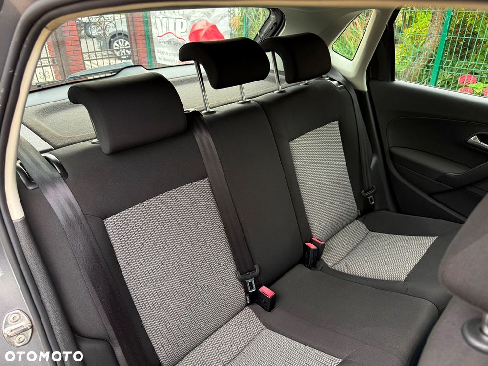 Volkswagen Polo 1.2 Style - 23