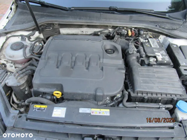 Volkswagen Golf VII 1.6 TDI BMT Comfortline - 22