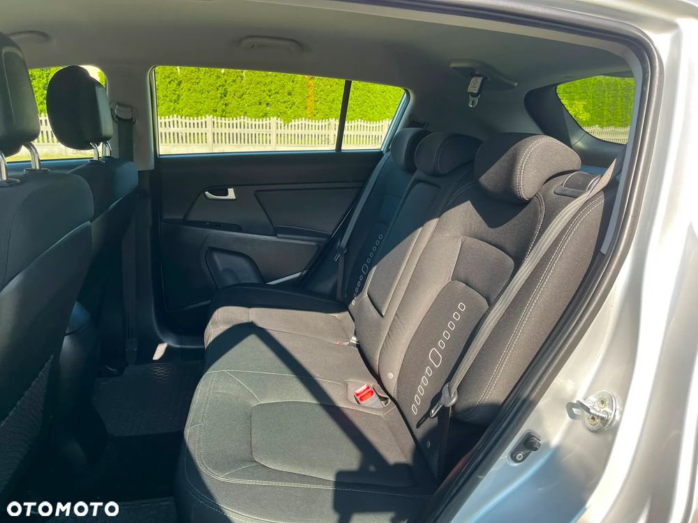 Kia Sportage 1.6 GDI 2WD Dream-Team Edition - 24