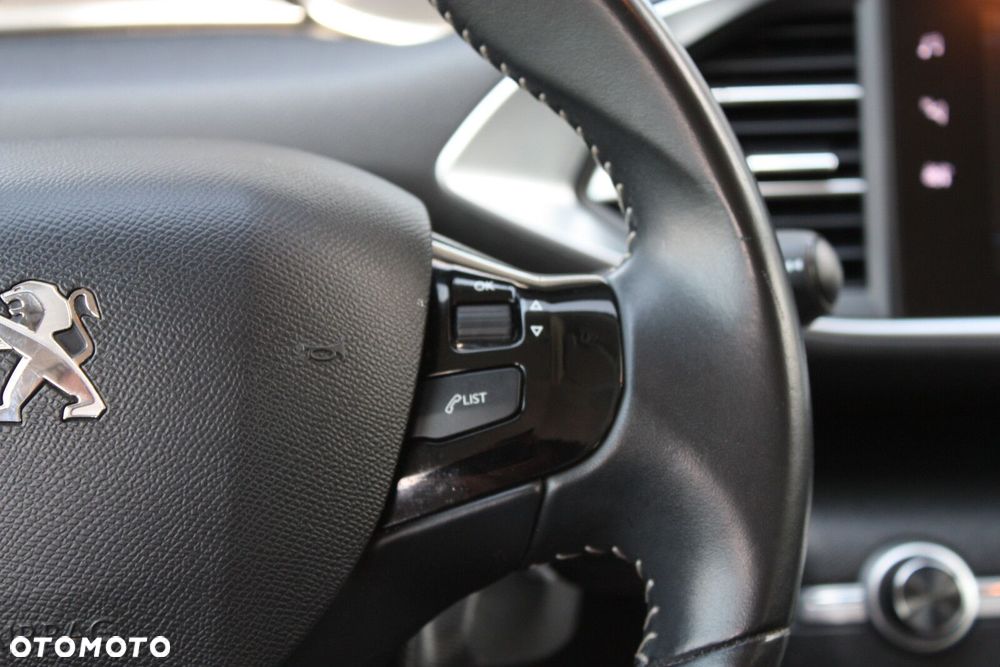 Peugeot 308 1.2 PureTech GPF Active S&S - 25