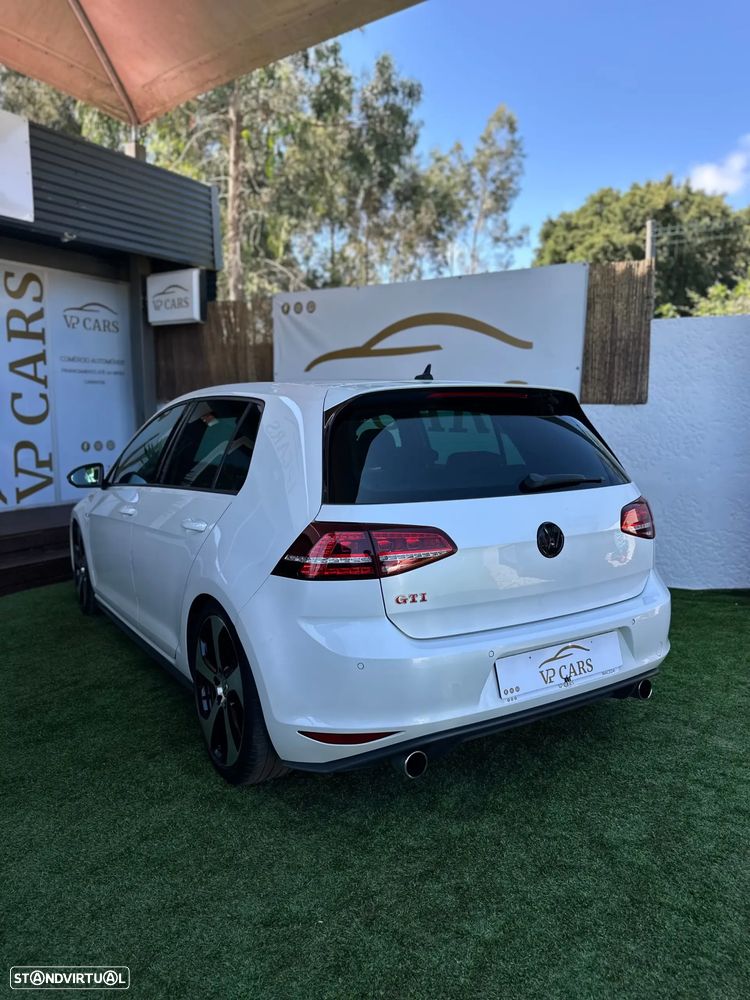 VW Golf 2.0 TSi GTi DSG Performance - 8