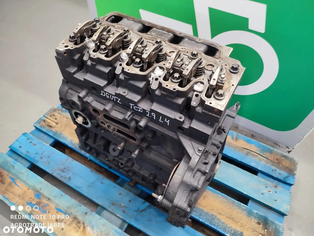 Słupek silnika Deutz TCD 2.9 L4 - 7