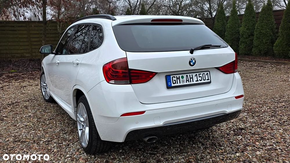 BMW X1 xDrive18d Sport Line - 11