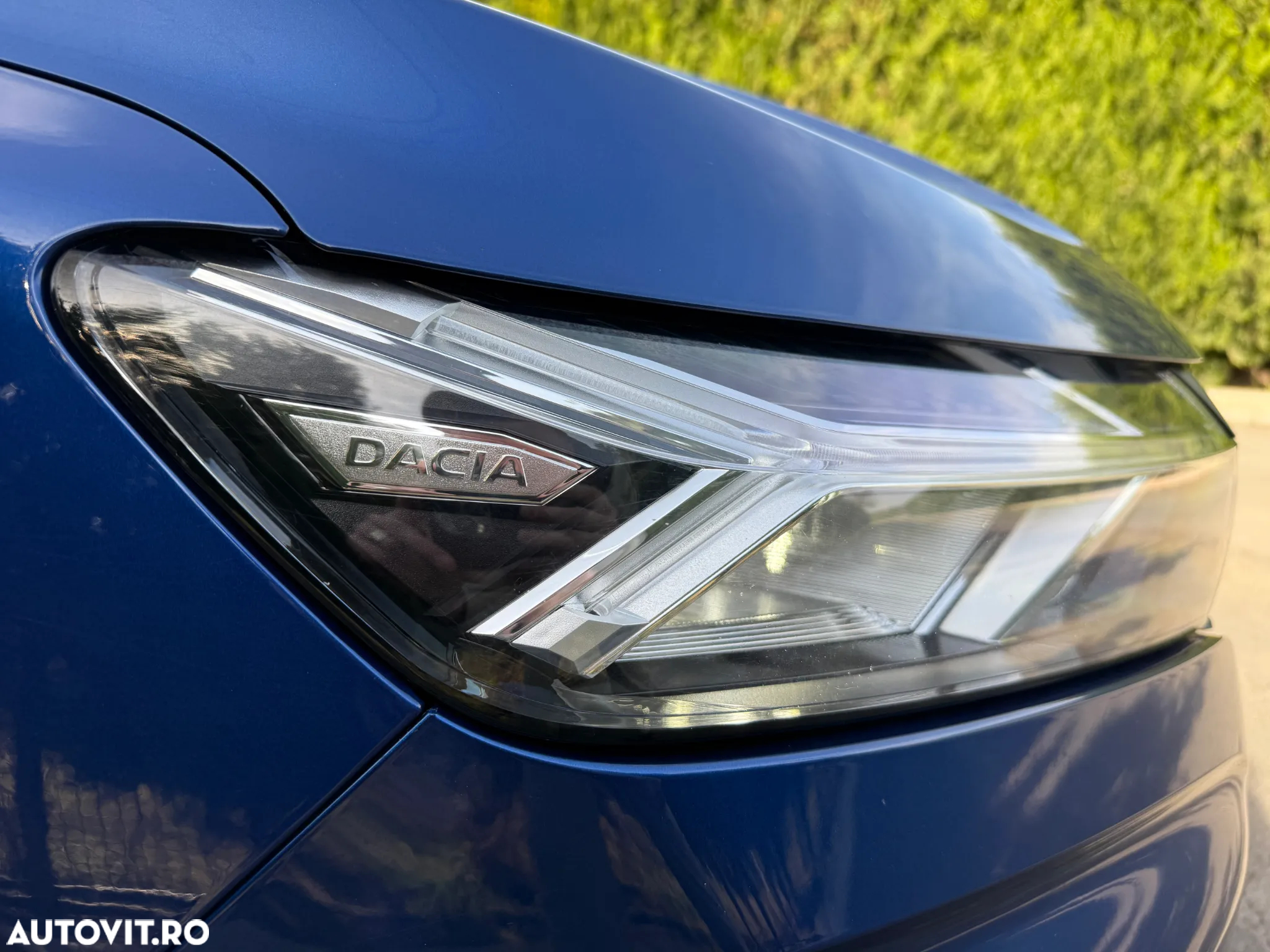 Dacia Logan TCe 90 Essential - 23