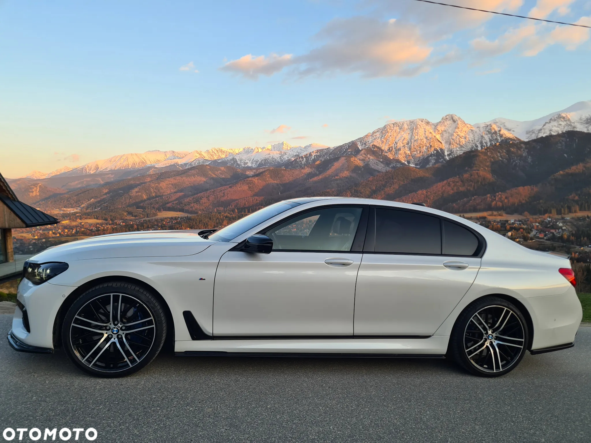 BMW Seria 7 750i xDrive - 5