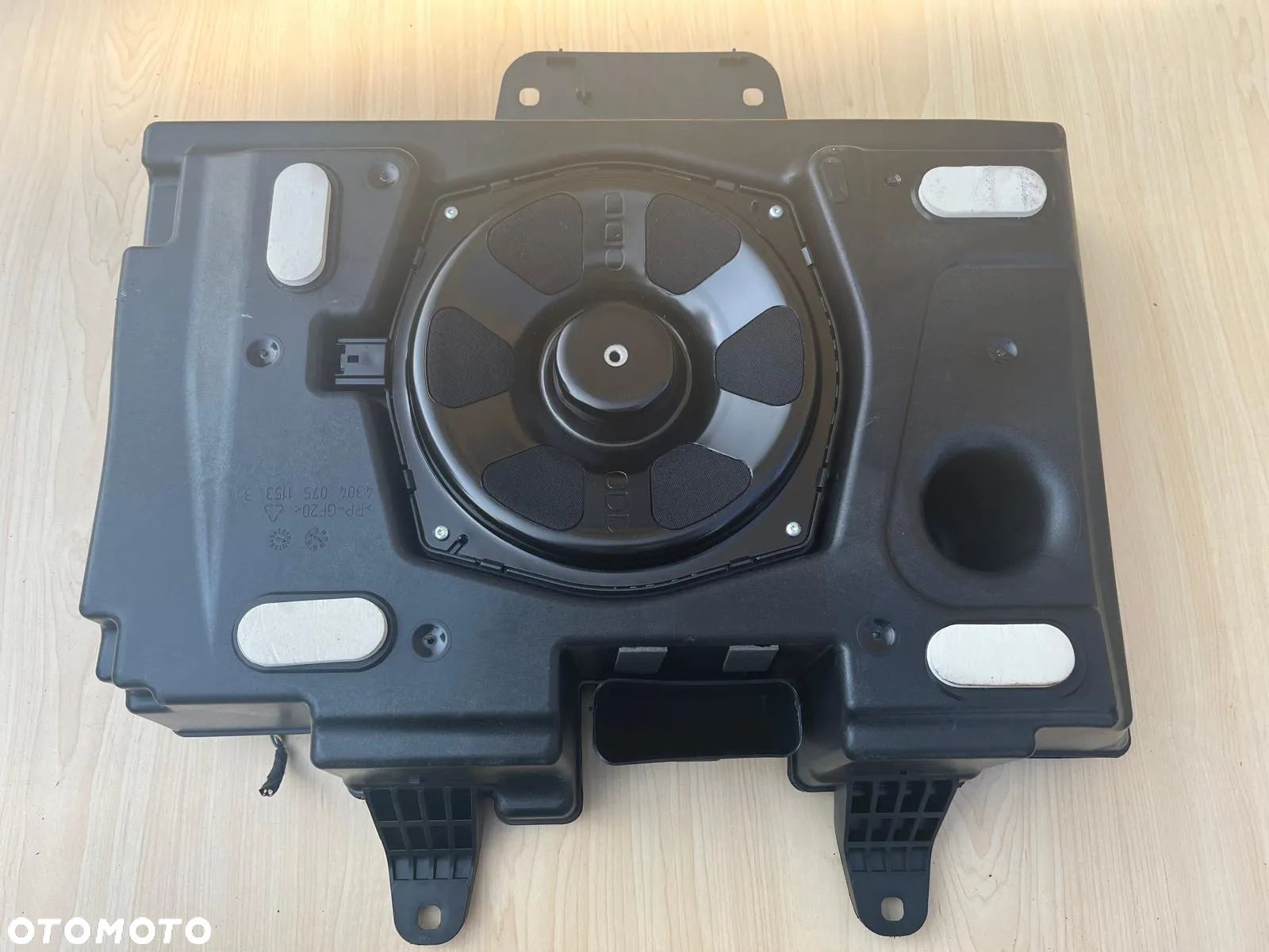 Subwoofer głośnik GJ32-18808 Range Rover Evoque L538 - 1