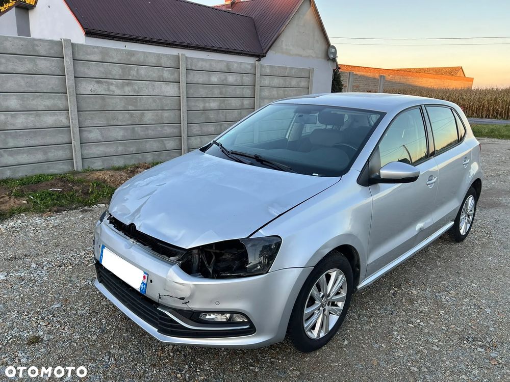 Volkswagen Polo 2015 photo 4