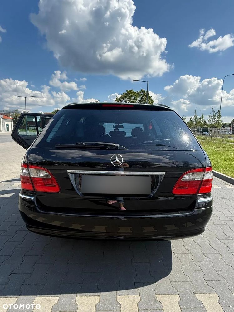 Mercedes-Benz Klasa E 220 CDI T Avantgarde - 3