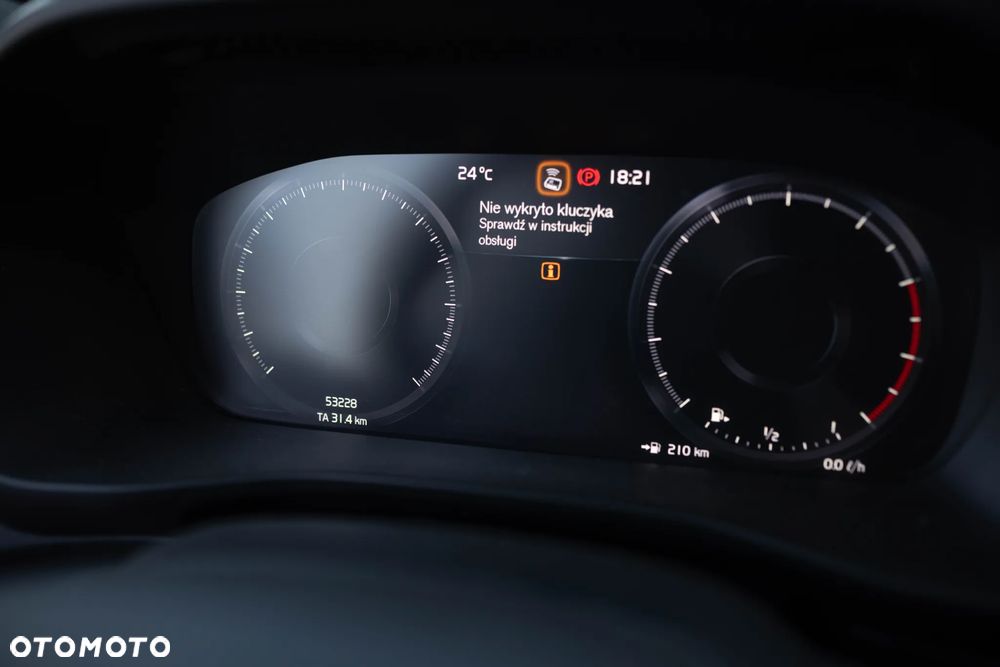 Volvo XC 40 T3 - 11