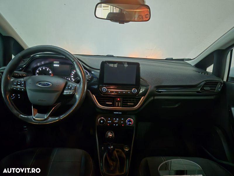 Ford Fiesta - 10