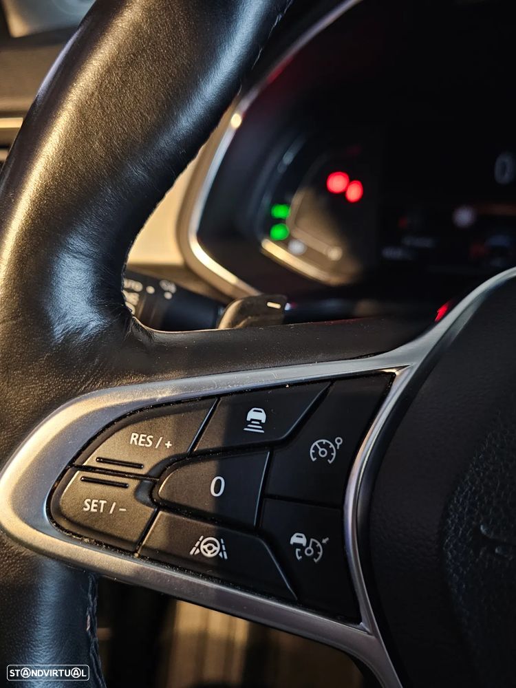 Renault Captur 1.3 TCe Exclusive EDC - 25