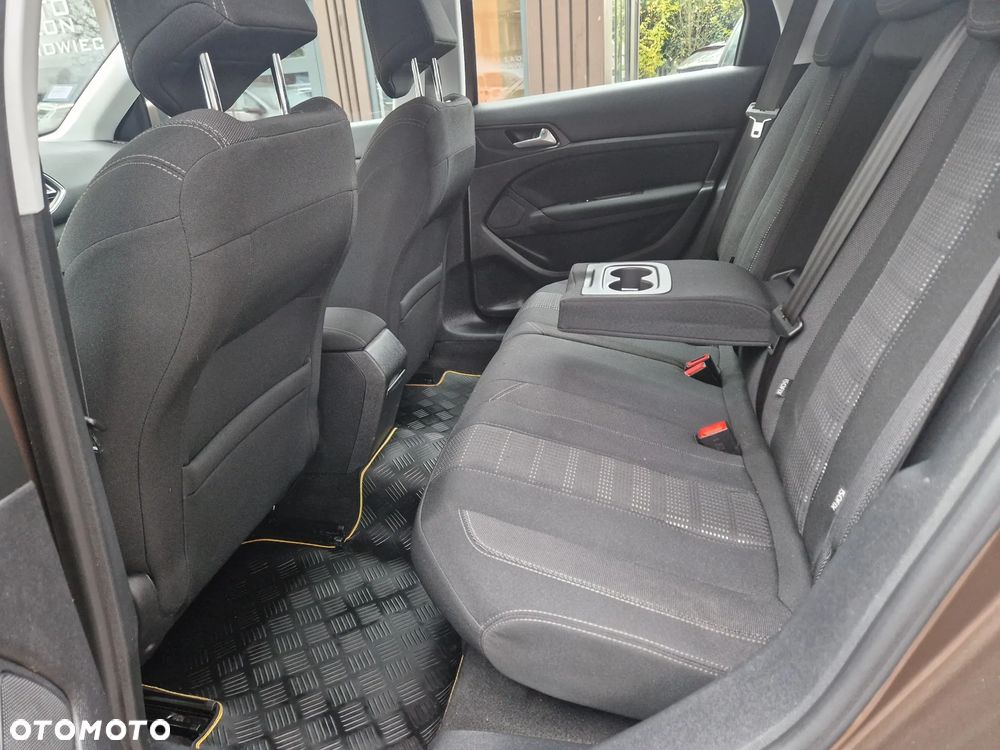 Peugeot 308 ver-sw-2-0-bluehdi-allure-s-s - 7