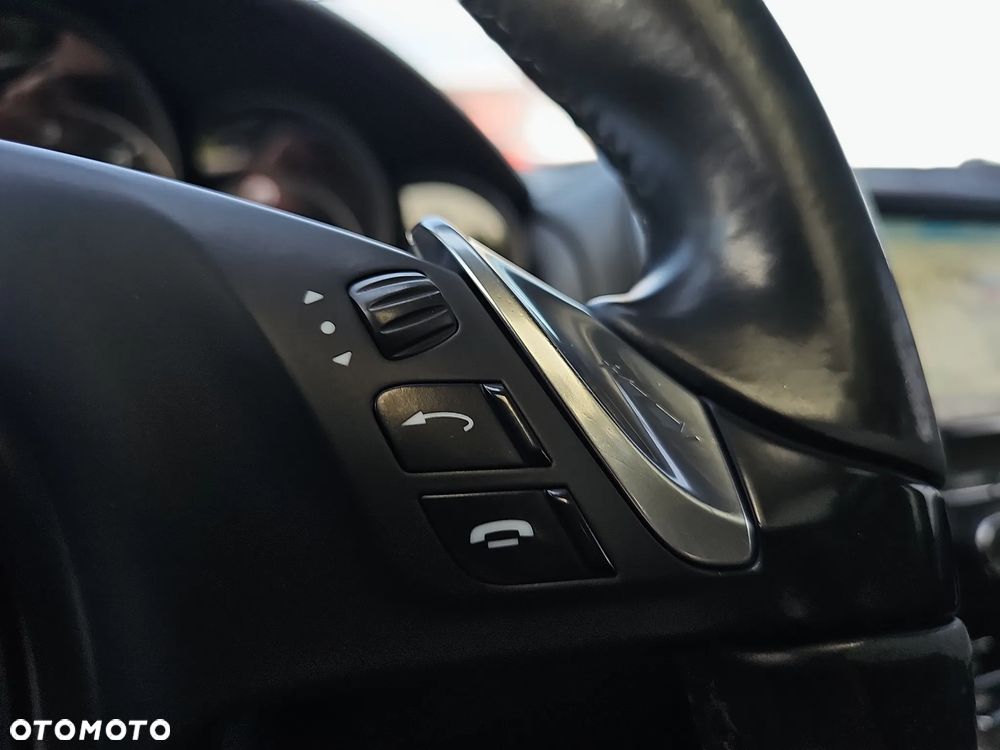 Porsche Cayenne Diesel Platinum Edition - 18