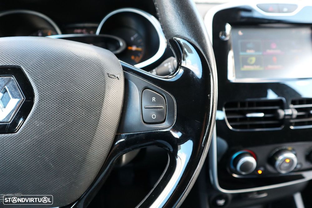 Renault Clio 1.5 dCi Dynamique S - 17