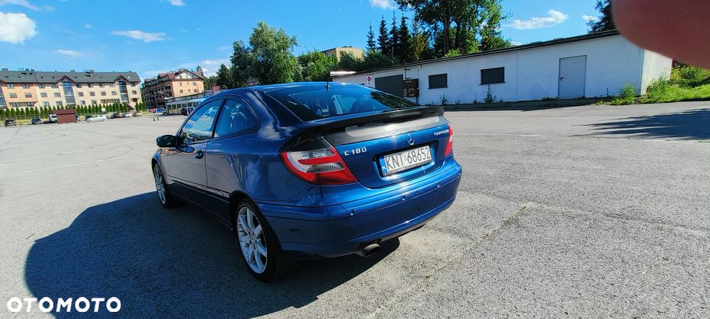 Mercedes-Benz Klasa C 180 Kompressor Automatik Sport Edition - 14