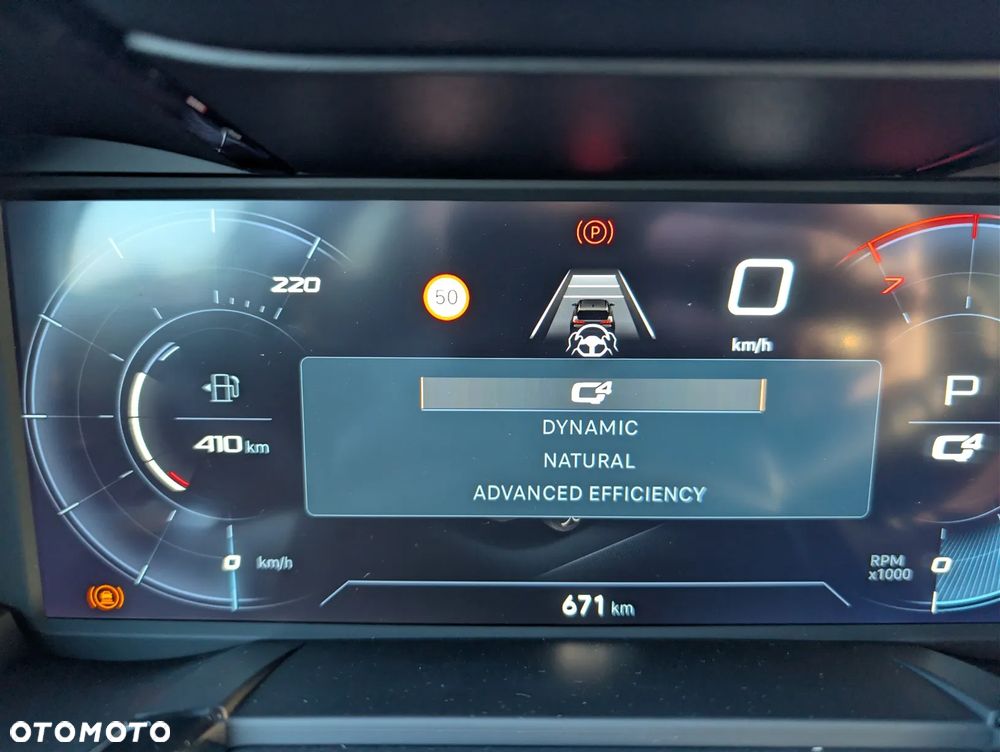 Alfa Romeo Junior 1.2 mHEV Ibrida Q4 eDCT - 14