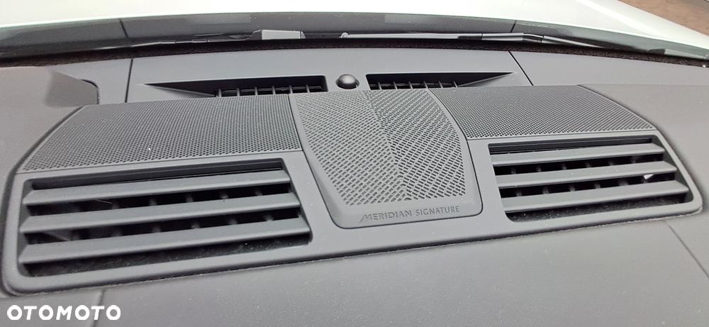 Land Rover Range Rover - 16