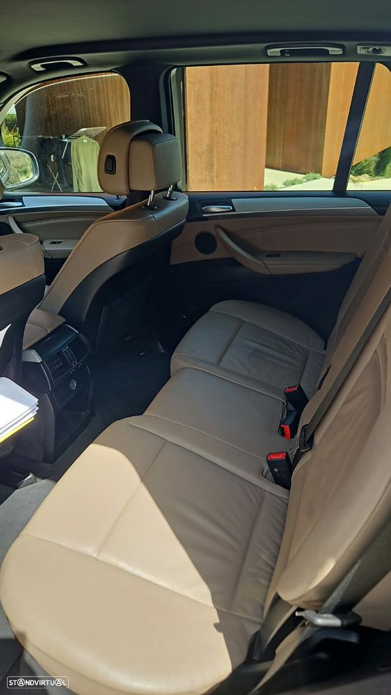 BMW X5 3.0 sd - 7
