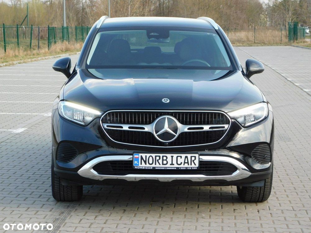 Mercedes-Benz GLC - 36