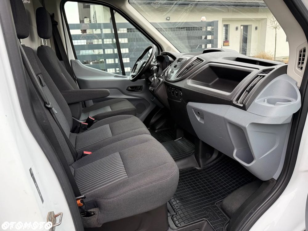 Ford Transit - 17