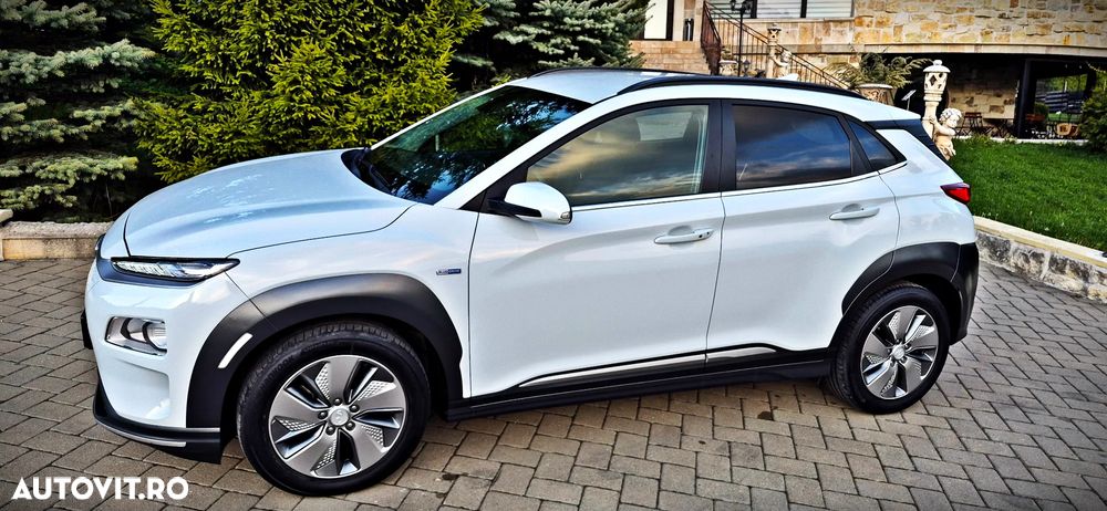 Hyundai KONA Business - 25