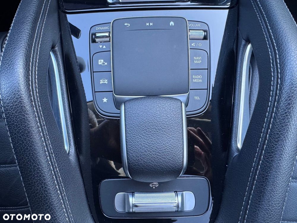 Mercedes-Benz GLE - 22