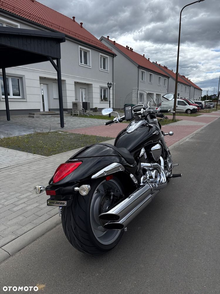 Suzuki Boulevard - 10