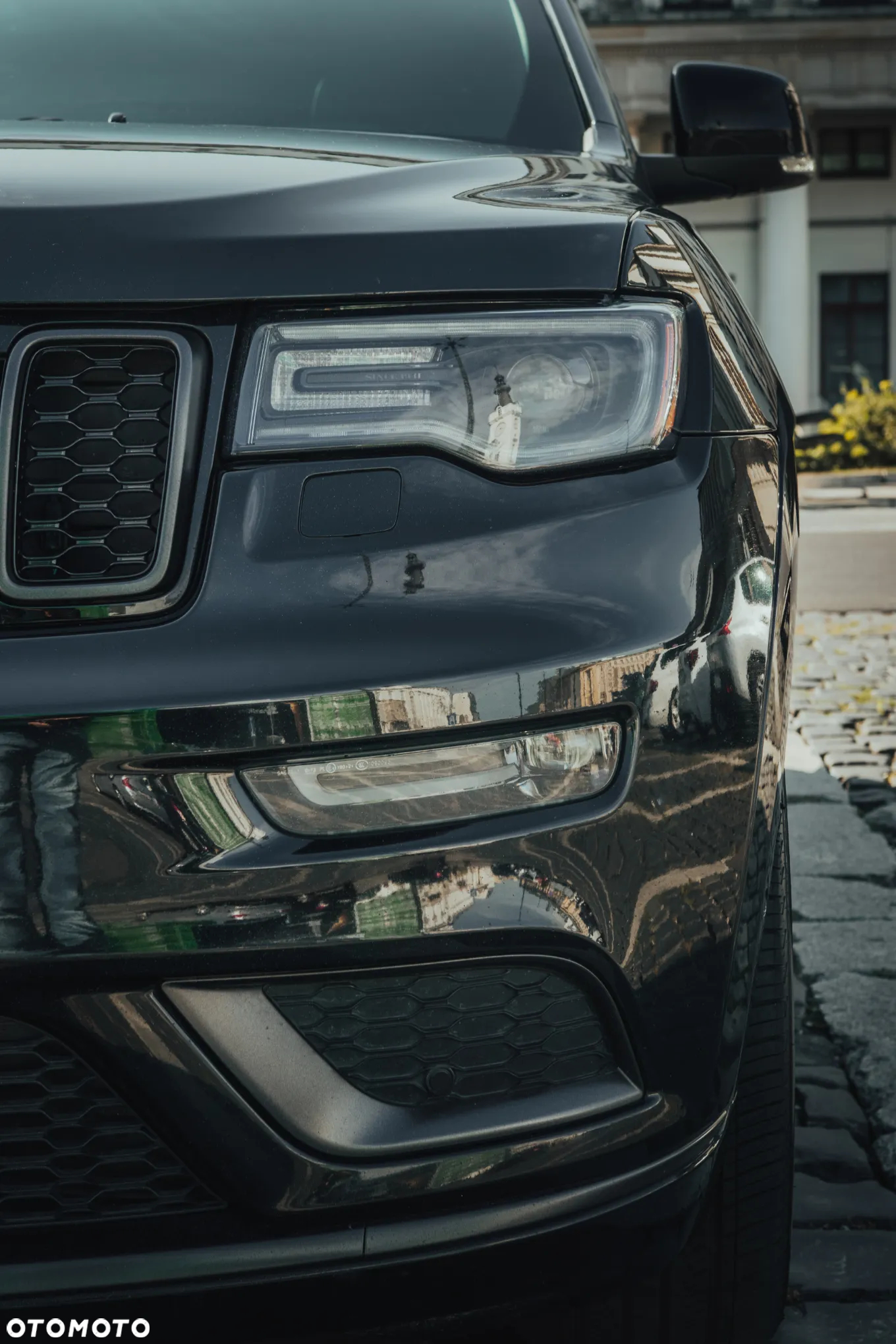 Jeep Grand Cherokee 5.7 V8 HEMI Overland - 5