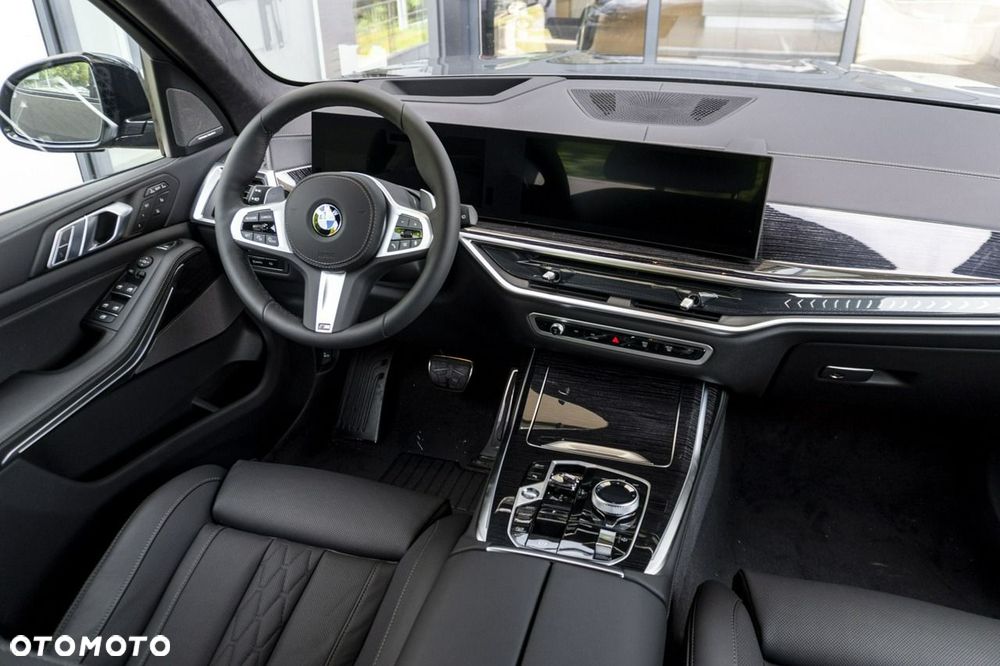 BMW X7 - 22