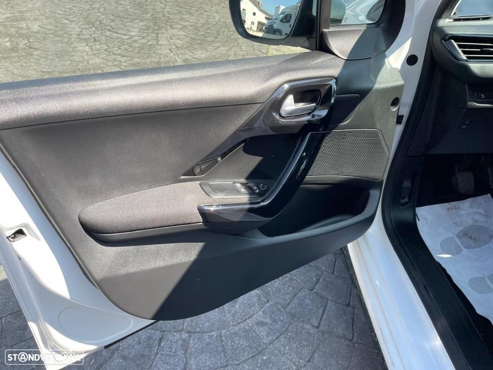 Peugeot 208 Van 208 1.5 BlueHDI (102CV) - 8