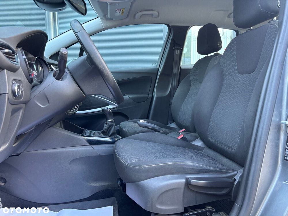 Opel Crossland X - 10
