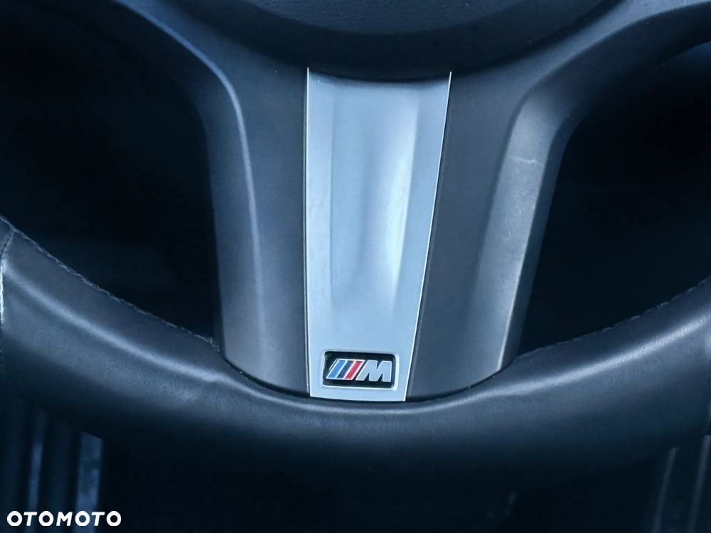 BMW Seria 3 320d xDrive M Sport Sport - 22