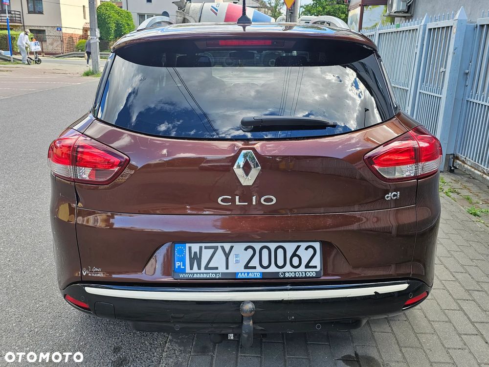Renault Clio - 6