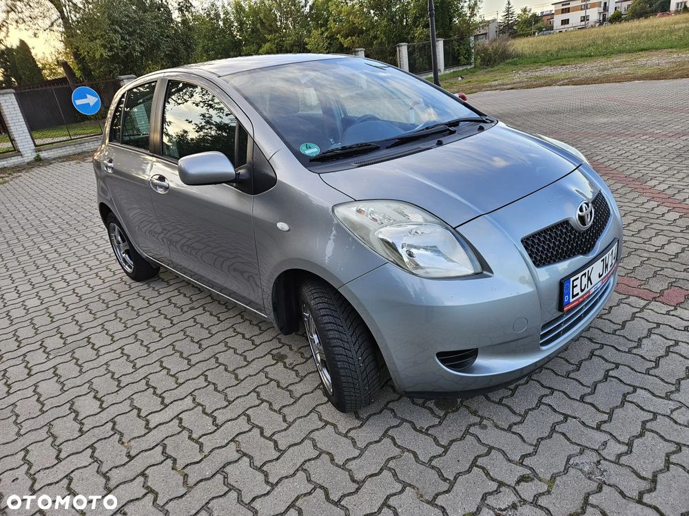 Toyota Yaris 1.3 Luna - 7