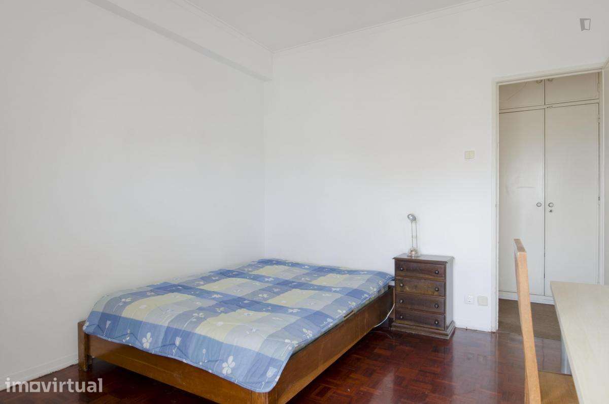 Quarto - localizado em Penha de França Lisbon - Grande imagem: 4/25