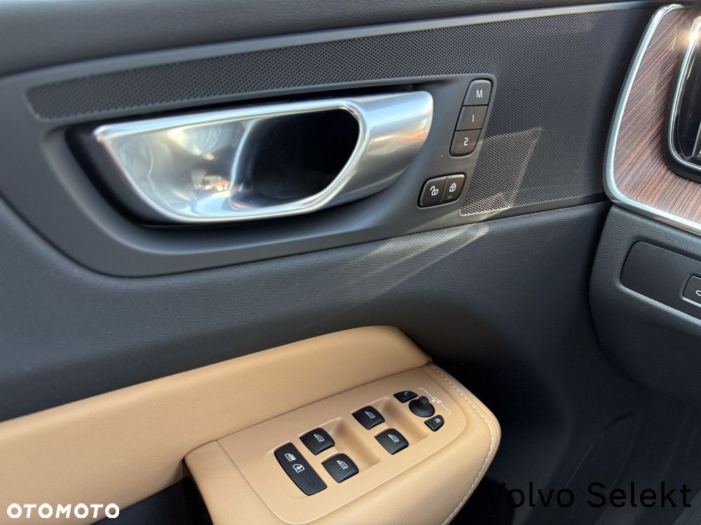 Volvo XC 60 - 17