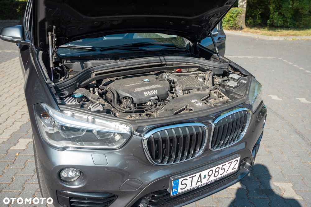 BMW X1 xDrive18d Sport Line - 14