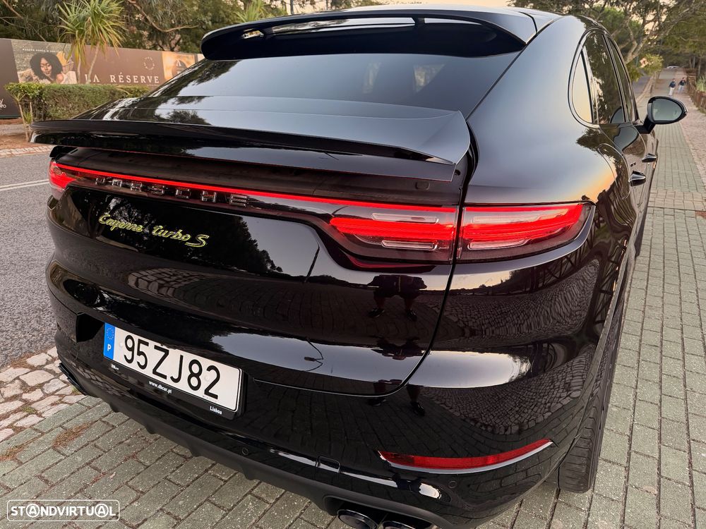 Porsche Cayenne Coupé Turbo S E-Hybrid - 15