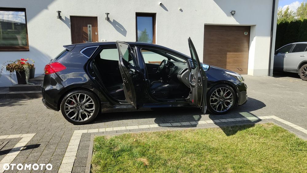 Kia Ceed 1.6 T-GDI GT - 31