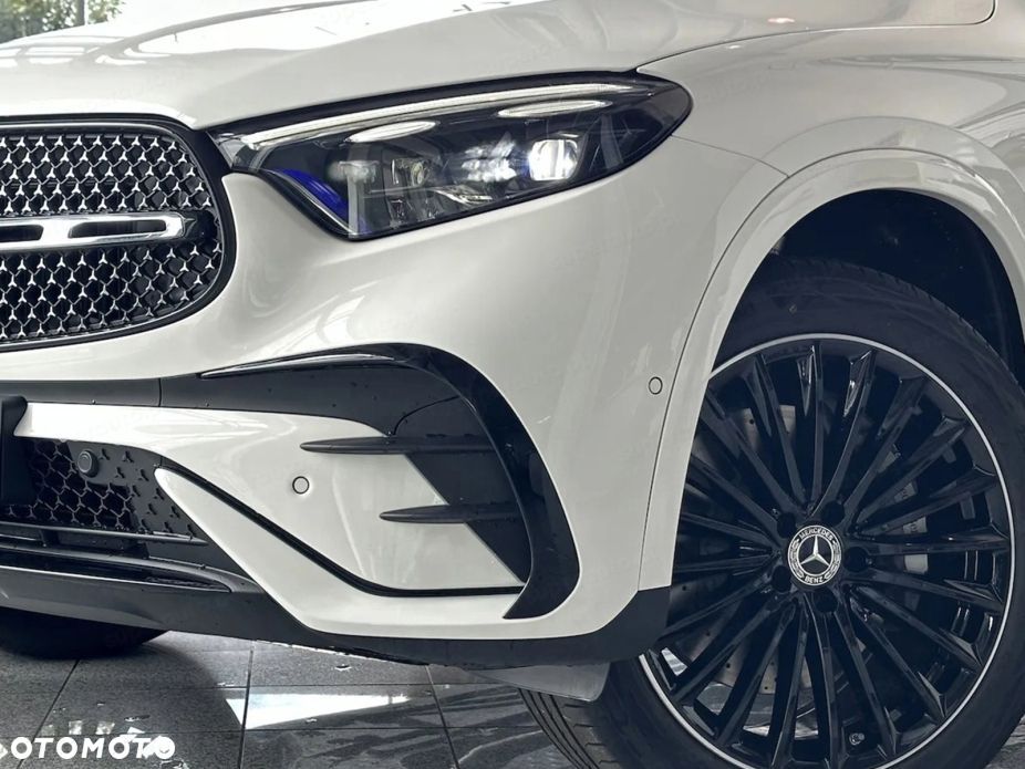 Mercedes-Benz GLC - 16