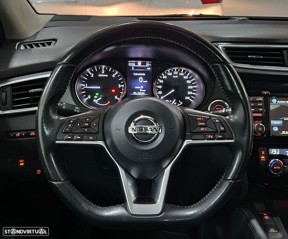 Nissan Qashqai 1.5 dCi N-Connecta - 11