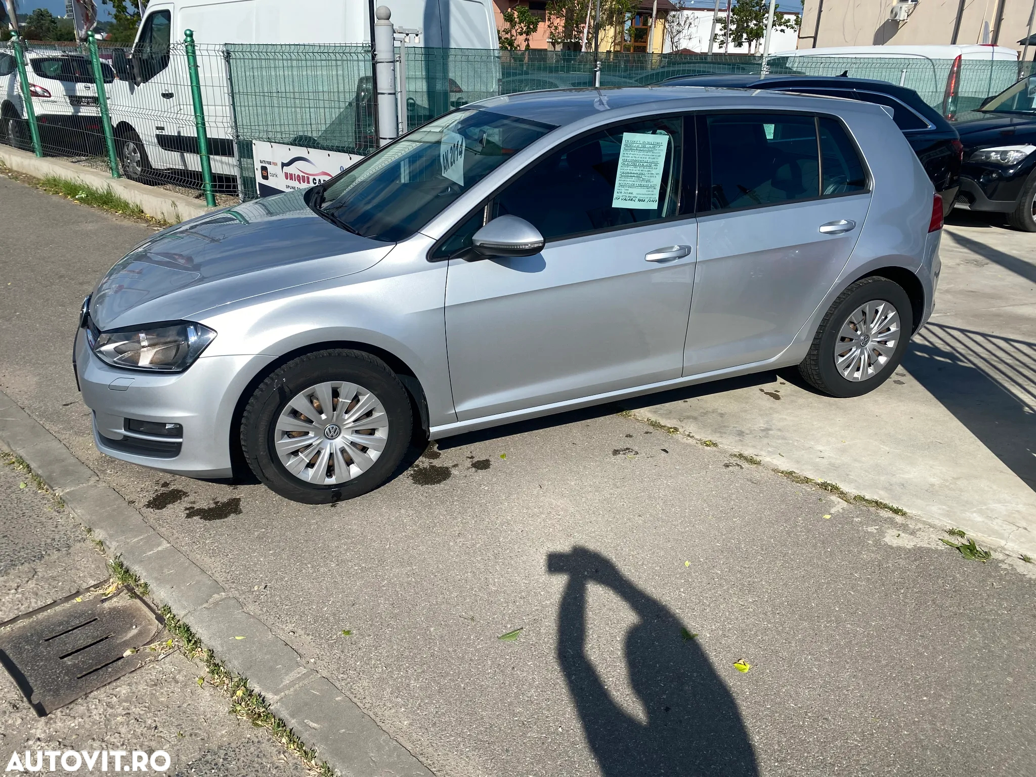 Volkswagen Golf 1.6 TDI BlueMotion Technology Comfortline - 3