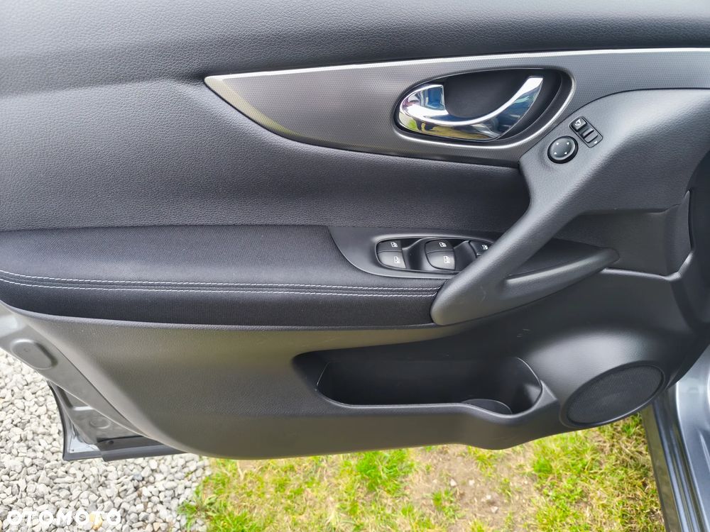 Nissan Qashqai 1.2 DIG-T Tekna - 10